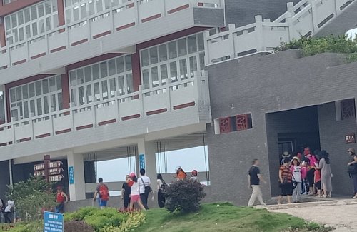 IMG_20180820_123952.jpg