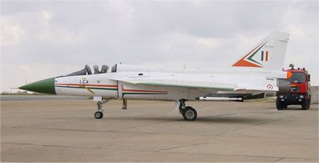 巴基斯坦空军将领谈“枭龙”(JF-17....jpg